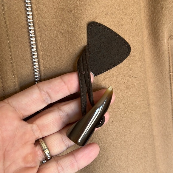 Gap winter coat, camel/tan color - Picture 4 of 5